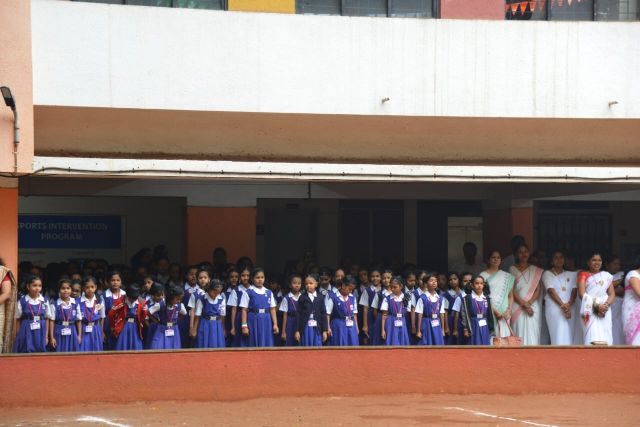77th Independence Day Celebration at MGE Society's Huzurpaga Smt. Durgabai Mukunddas Lohiya Mahila Vanijya Mahavidyalaya
